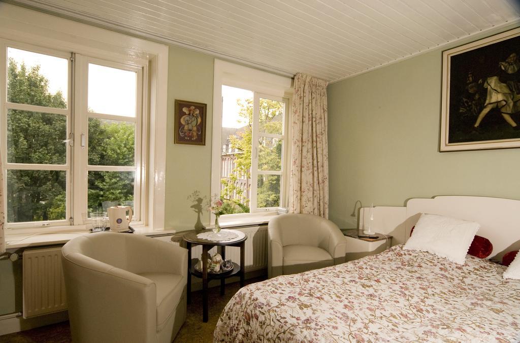 Lieu De Ruse Bed & Breakfast Breda